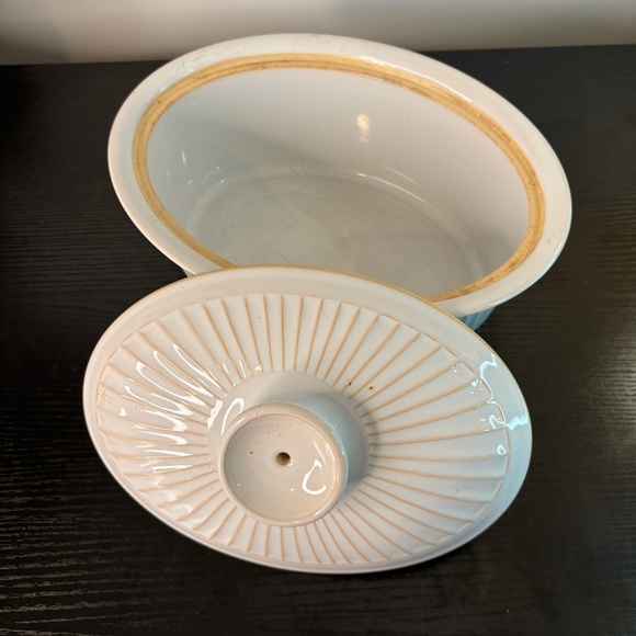 RareT .G. Green England Vintage Oval Casserole Stoneware w/Lid Retro Target Mark - Picture 3 of 8